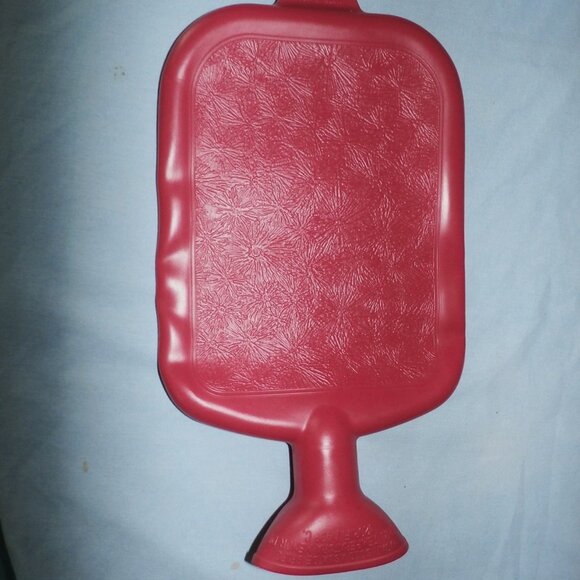 VINTAGE  Red  Rubber Hot Water Bottle By Faultless  Mint Condition - Picture 7 of 12
